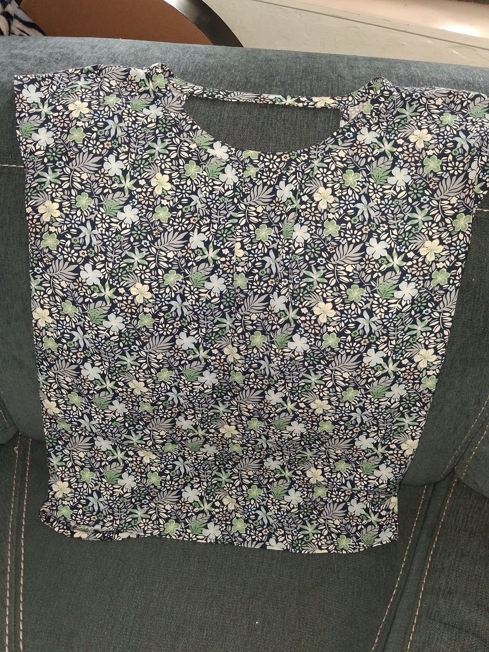 LOFT Navy Floral Cap Sleeve Blouse